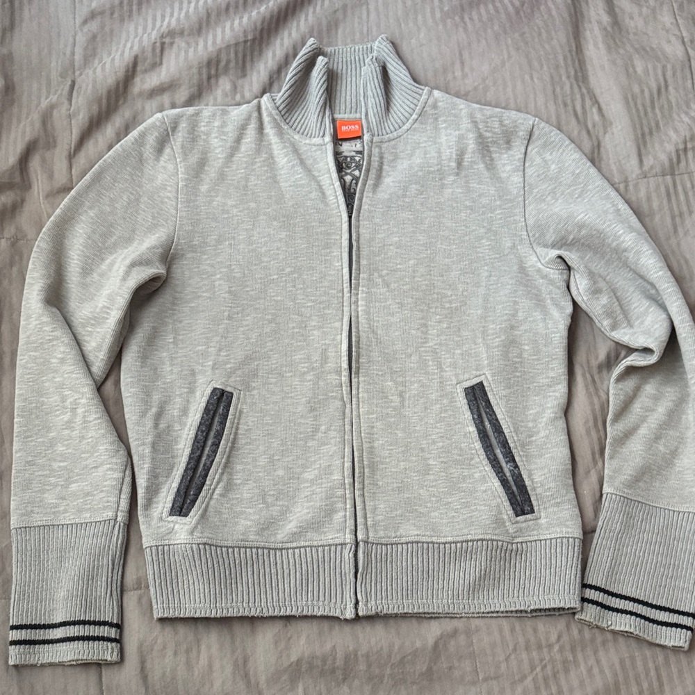 📣 CLOSET SALE: EVERYTHING MUST GO 📣 Hugo Boss Light Gray Jacket with Dark Trim